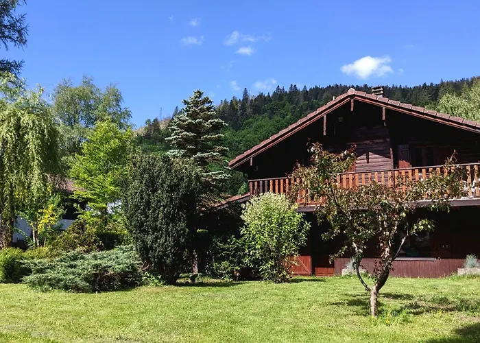 Du Grand Arbre Chalet *